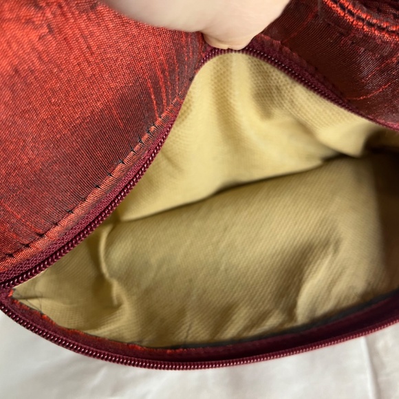 Lotus and Woman Decorated Exotic Tote Zip Closure - Picture 5 of 7